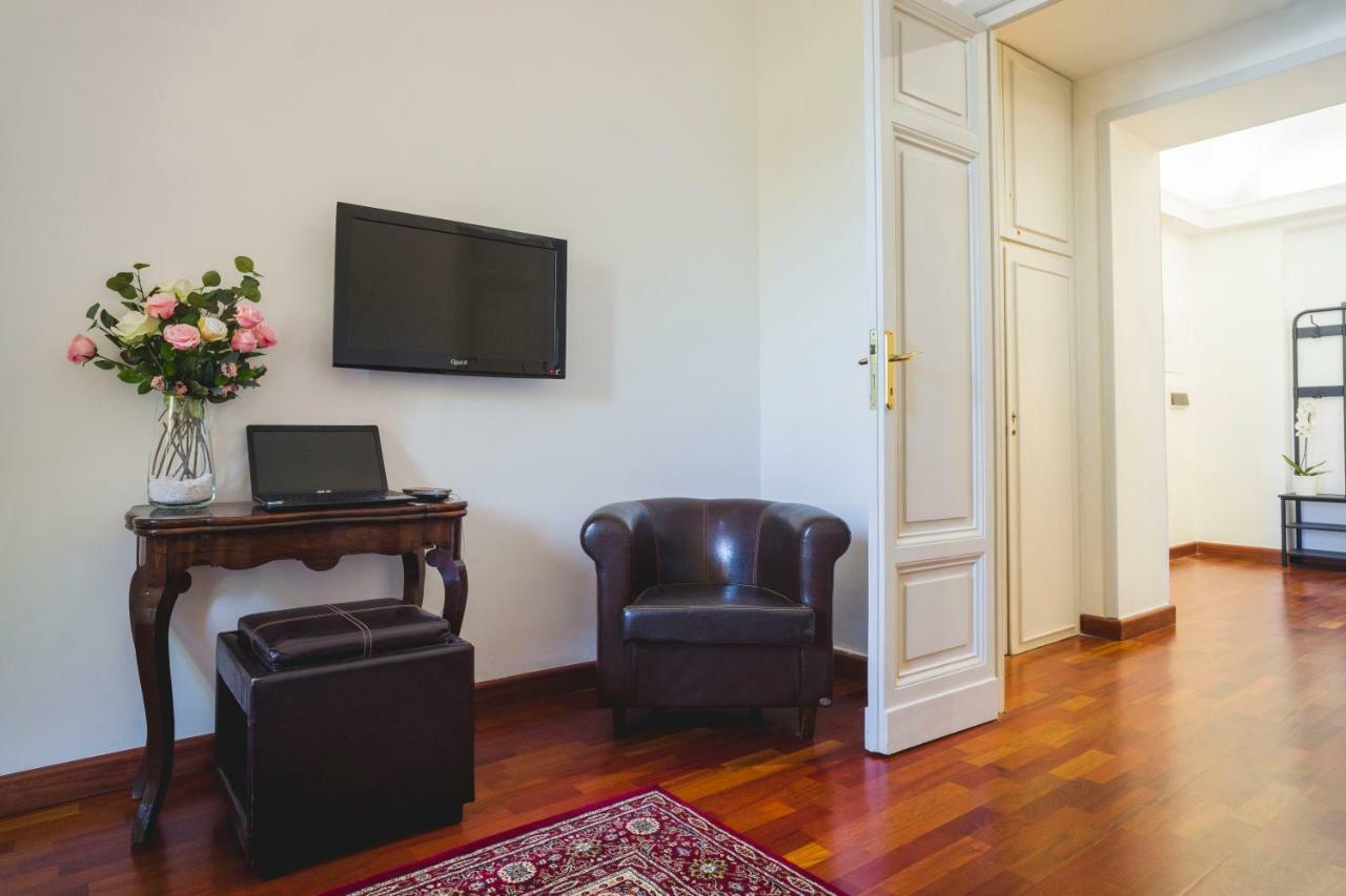 Leonardo Suite Navona Rome Luaran gambar
